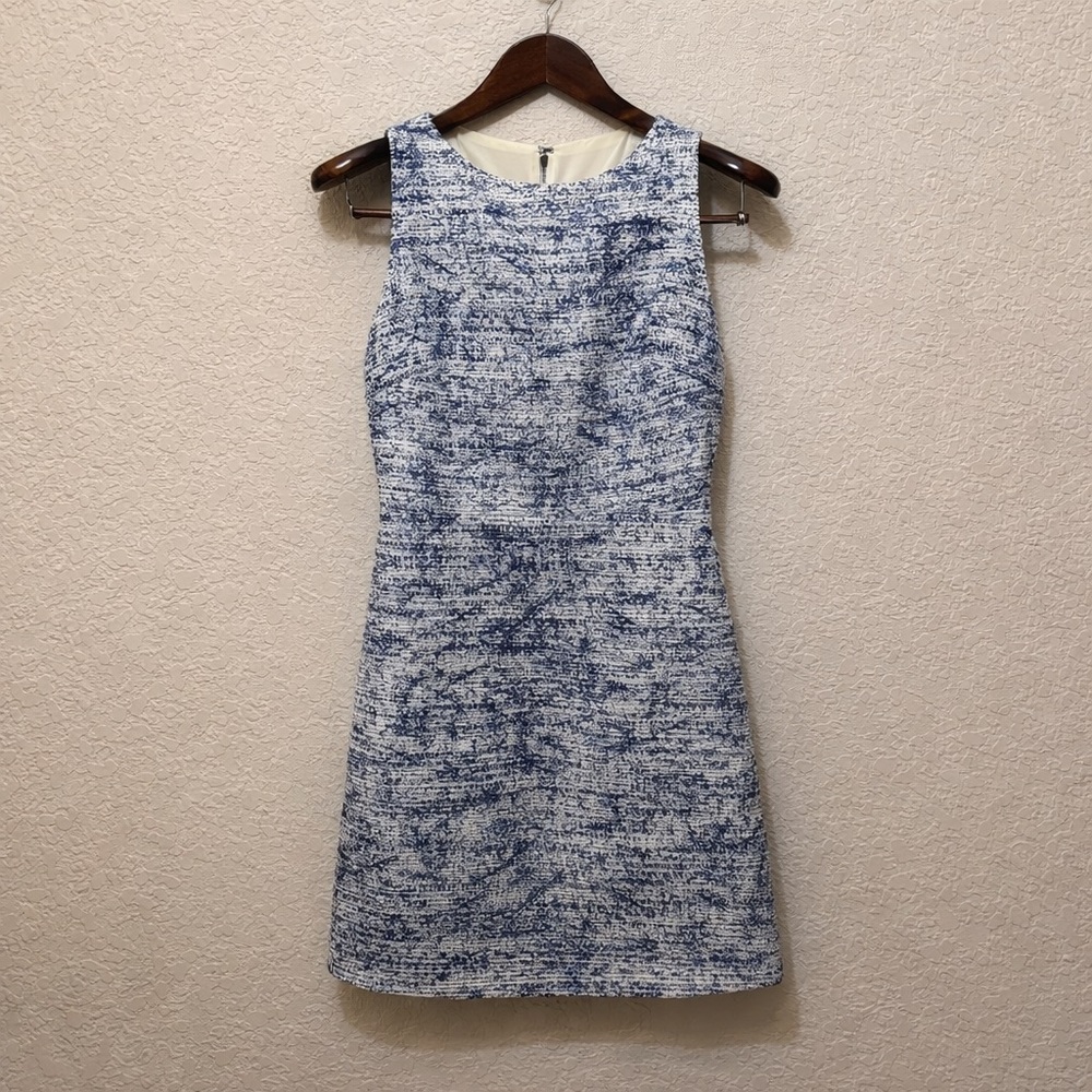 Alice + Olivia Gena Bouclé Tweed Sheath Dress Blue Cream Mesh Back Size 6